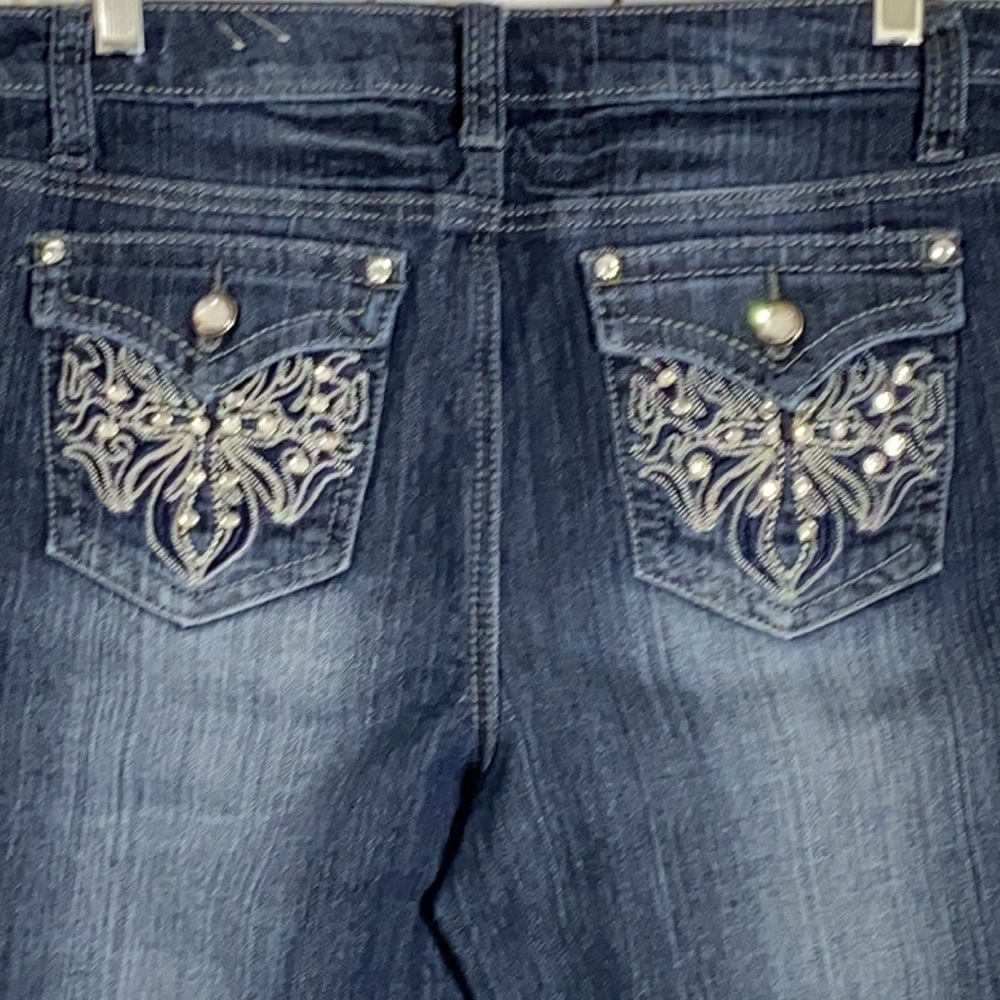 Capri Jeans - Picture 4 of 14